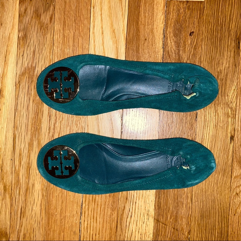 Tory Burch - Green Velvet Flats - Size 8.5